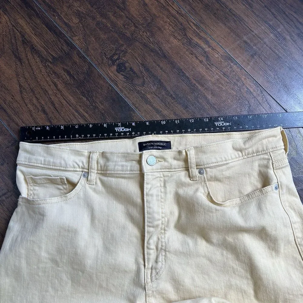 Banana Republic Jeans Size 33/16 High Rise Wide Leg Crop Pale Citrus Yellow